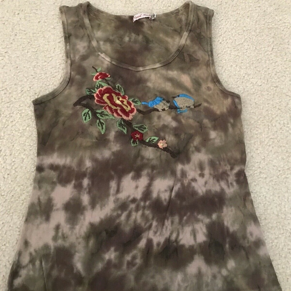Casual Freedom army green tye dye tank with embroi